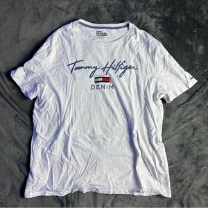 Tommy Hilfiger © Embroidered Logo Tee